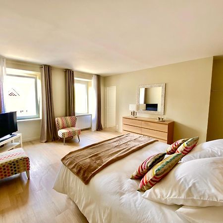 Chambres D'Hotes & Gites - Domaine Les Sources 포르바일 외부 사진