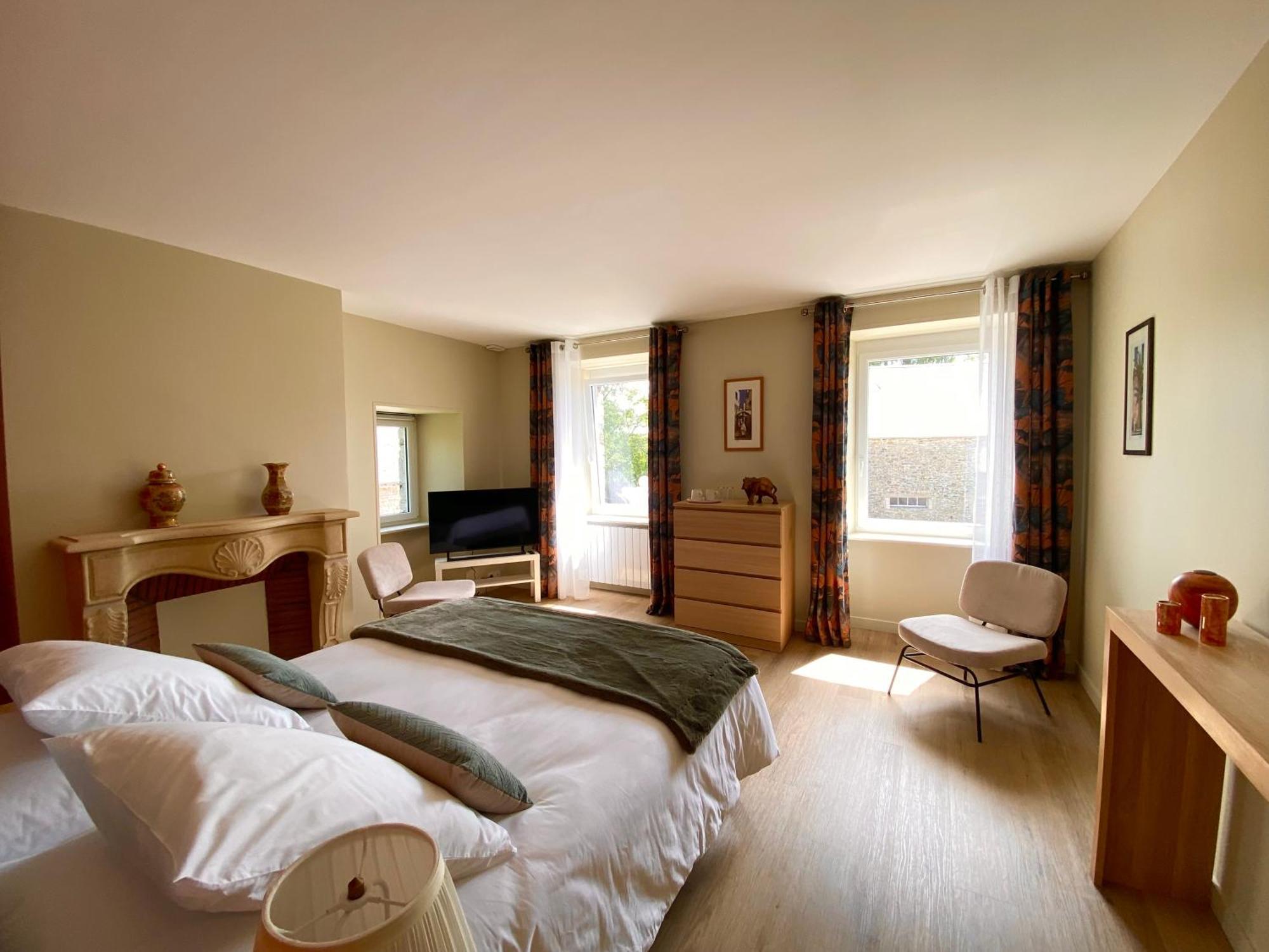 Chambres D'Hotes & Gites - Domaine Les Sources 포르바일 외부 사진