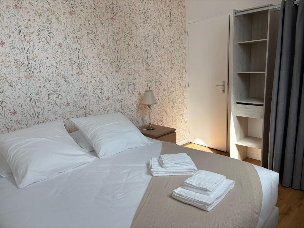 Chambres D'Hotes & Gites - Domaine Les Sources 포르바일 외부 사진